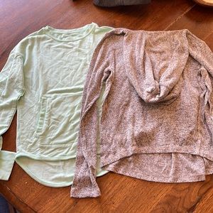 Girls long sleeve tees. Size medium (7/8)